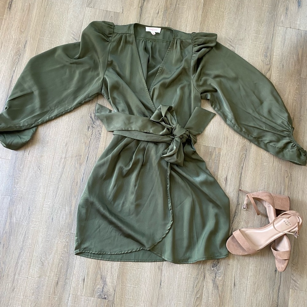 Peach Love Wrap Dress worn to 1x. Silky and sweet size S.